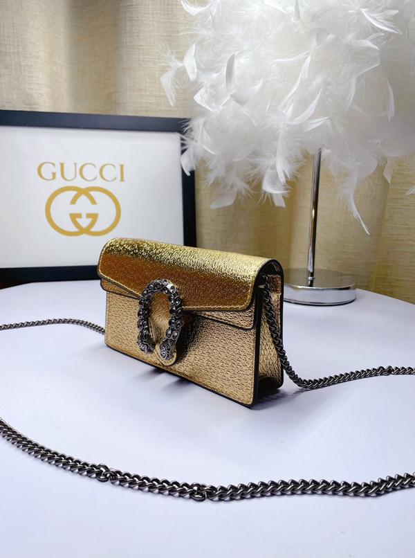 激安グッチバッグコピー側面デザイン